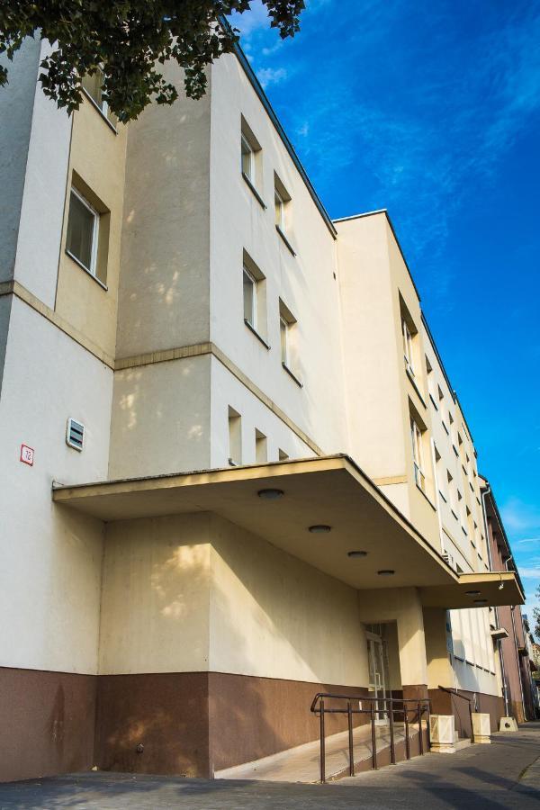 Danubius Szallo Komárno Exteriér fotografie
